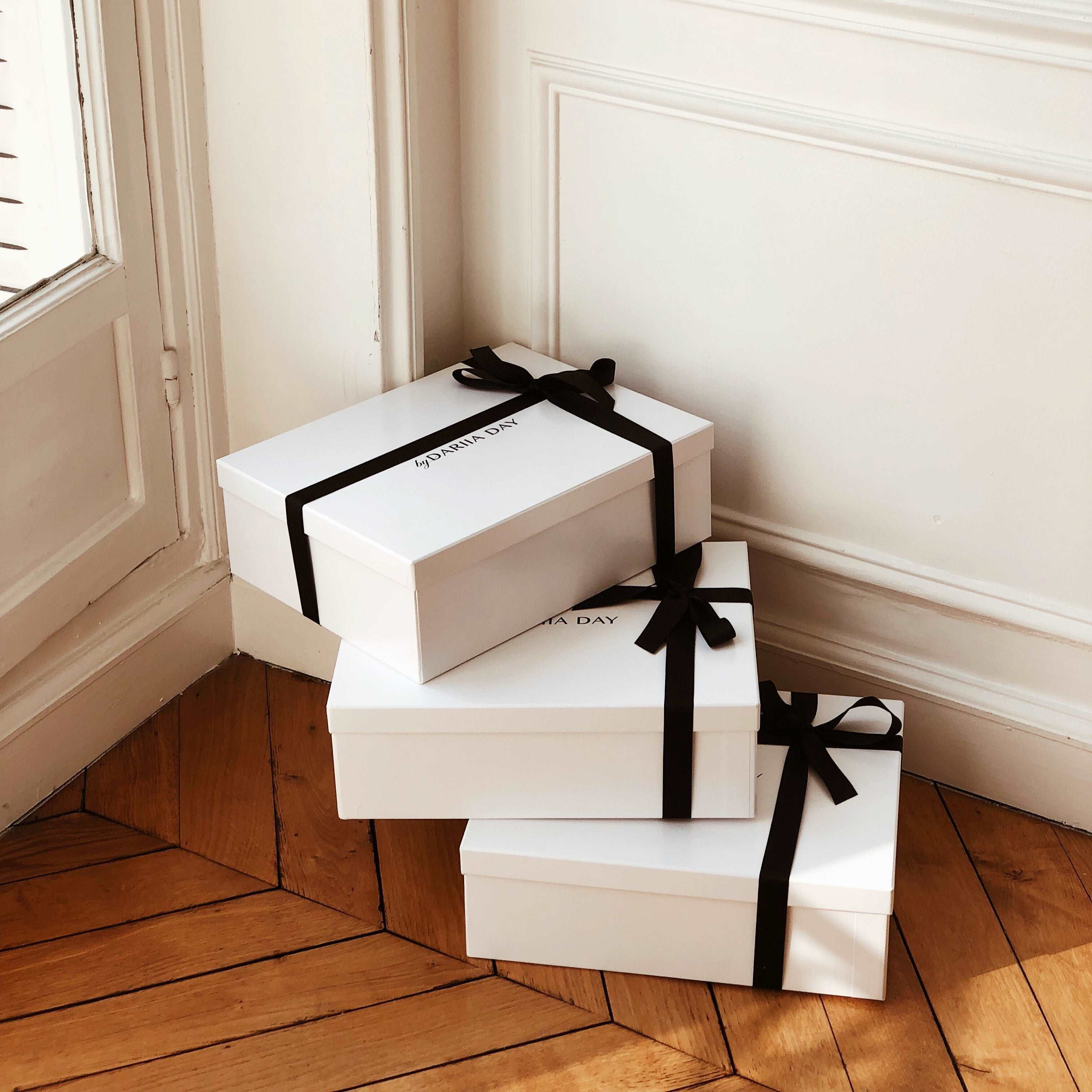 The ultimate gift guide: Why silk makes the perfect luxury present?