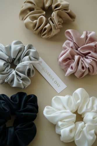 5 Silk scrunchies - Set by Dariia Day