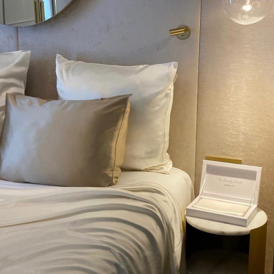 White Luxury white and beige mulberry silk bedding 25 momme by By Dariia Day