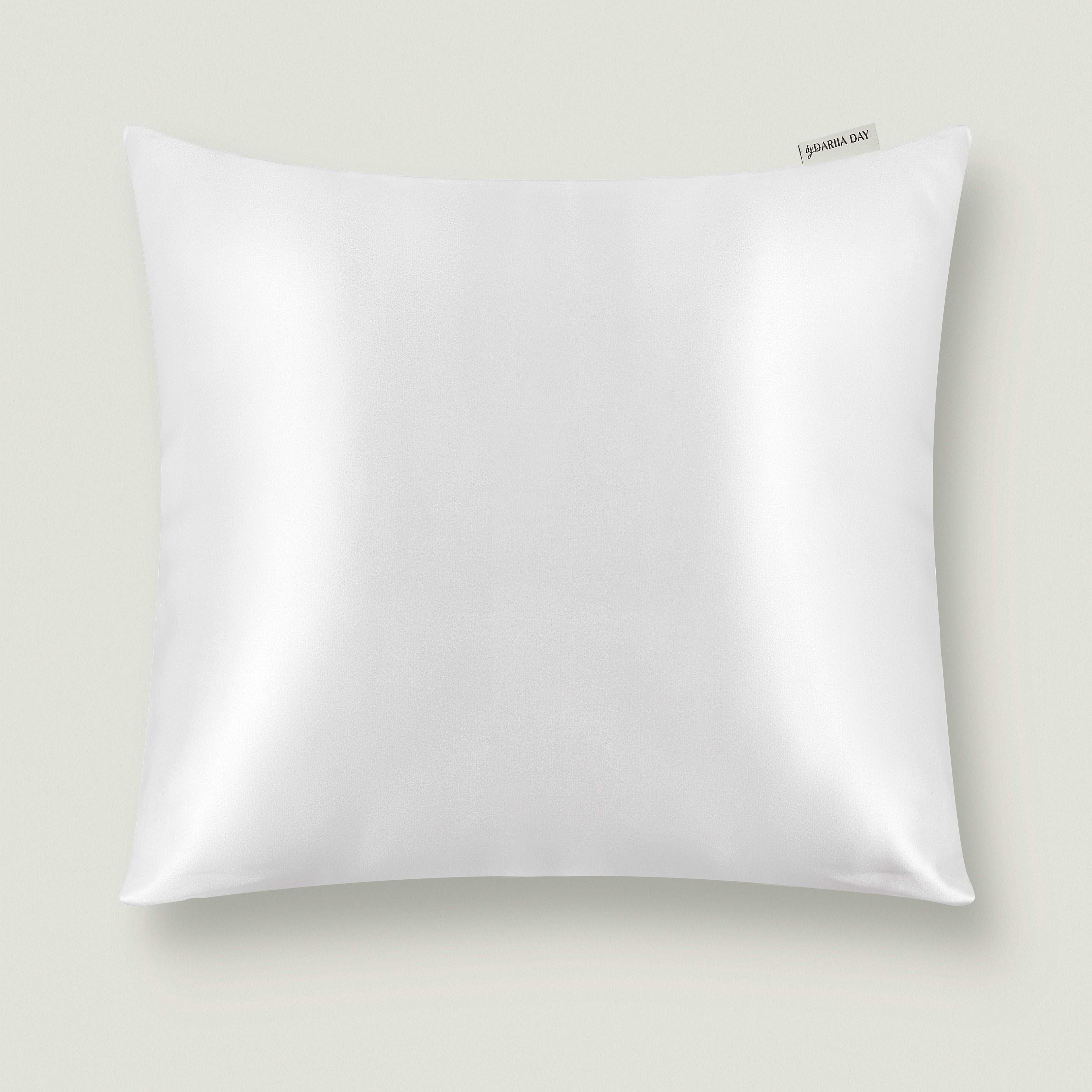 Powder White silk pillowcase 25 momme by By Dariia Day